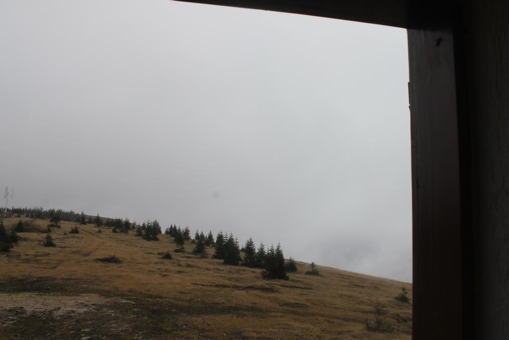 Pensiunea Muntele Alb Horezu Exterior foto