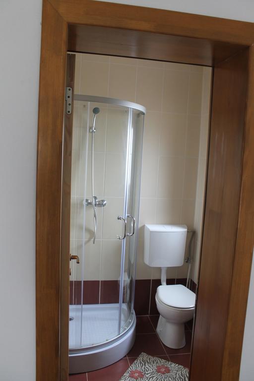 Pensiunea Muntele Alb Horezu Quarto foto